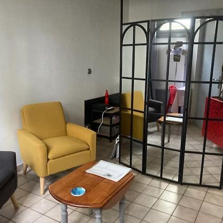 Le Petit Lecoy Apartment Saumur Exterior foto